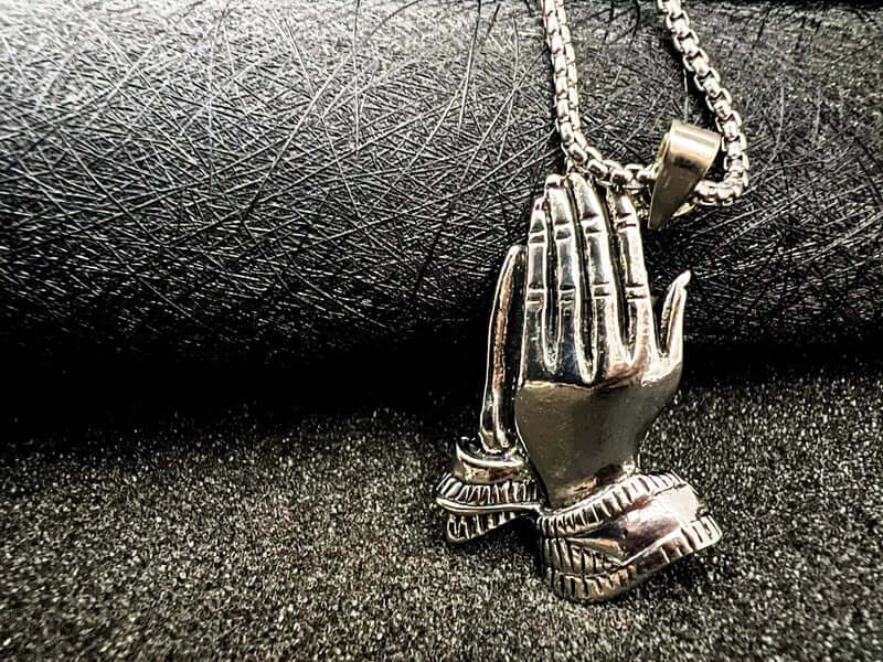 APPLAUD - Alloy Pendant with Stainless Steel 24inch Round Box Chain, Milan trending Style for Men & Boy - Image 4